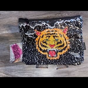 Fashion Angels Magic Sequin Reveal Pouch - Tiger NWT